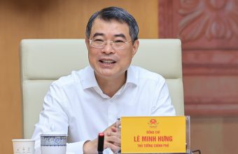 Ảnh minh họa từ ${$node["Webhook1"].json.body.source_name} về tài chính