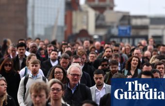 Ảnh minh họa từ ${$node["Webhook1"].json.body.source_name} về tài chính