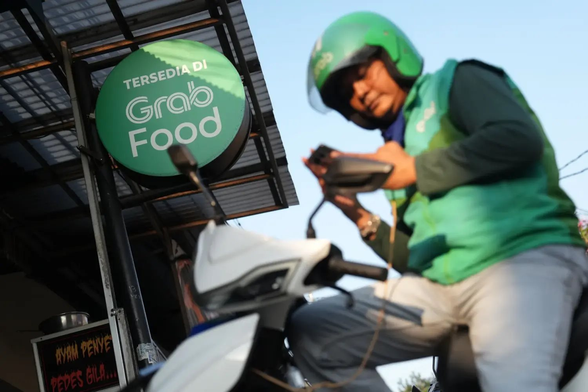 Phí nền tảng gọi xe - Nguồn ảnh: cafebiz.vn