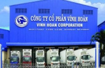 Ảnh minh họa từ ${$node["Webhook1"].json.body.source_name} về tài chính
