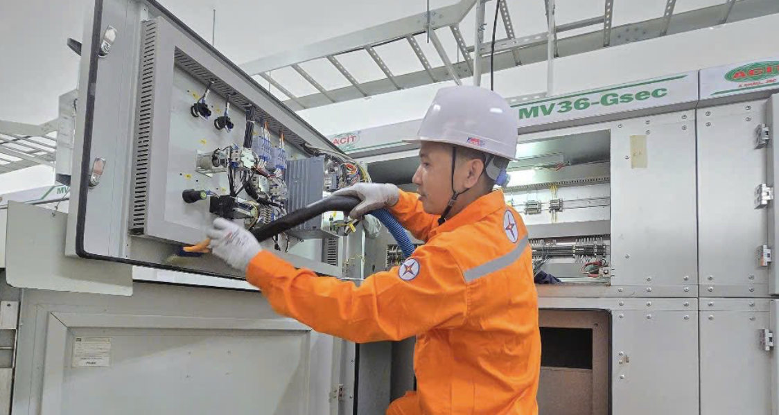 Điện giờ cao điểm - Nguồn ảnh: vietnamnet.vn