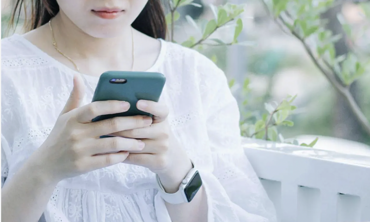 Dùng AI nhân bản người yêu cũ - Nguồn ảnh: vnexpress.net