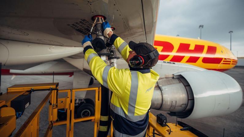 Sustainable Aviation Fuel - Nguồn ảnh: esgtoday.com