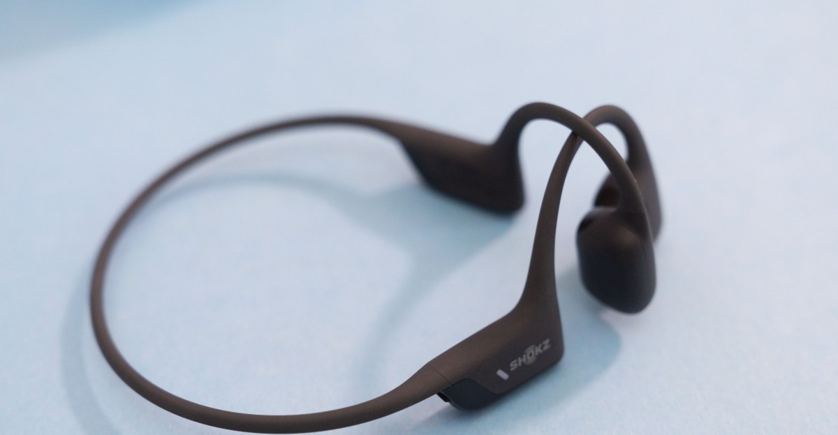 Shokz OpenRun Pro 2 - Nguồn ảnh: theverge.com