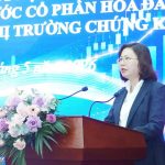 Ảnh minh họa từ ${$node["Webhook1"].json.body.source_name} về tài chính