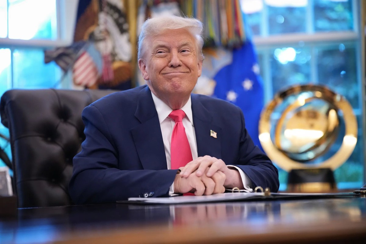 Tổng thống Trump chúc mừng Intel - Nguồn ảnh: cafef.vn