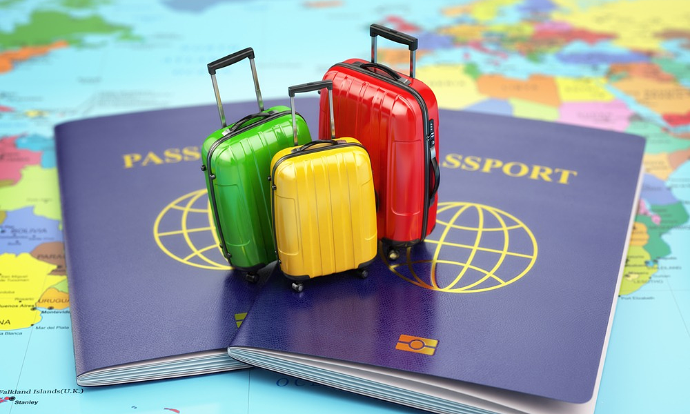 Chuyển visa du lịch sang visa lao động tại Việt Nam - Nguồn ảnh: vnexpress.net