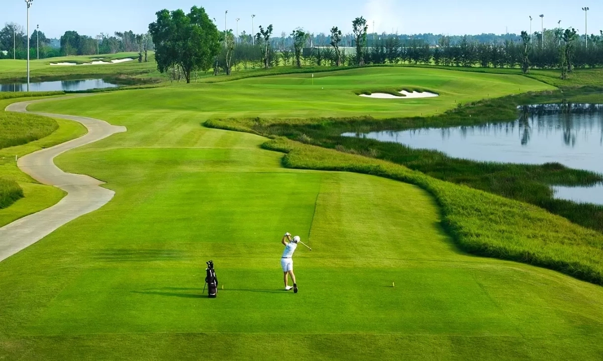 Sân golf Củ Chi - Nguồn ảnh: vnexpress.net