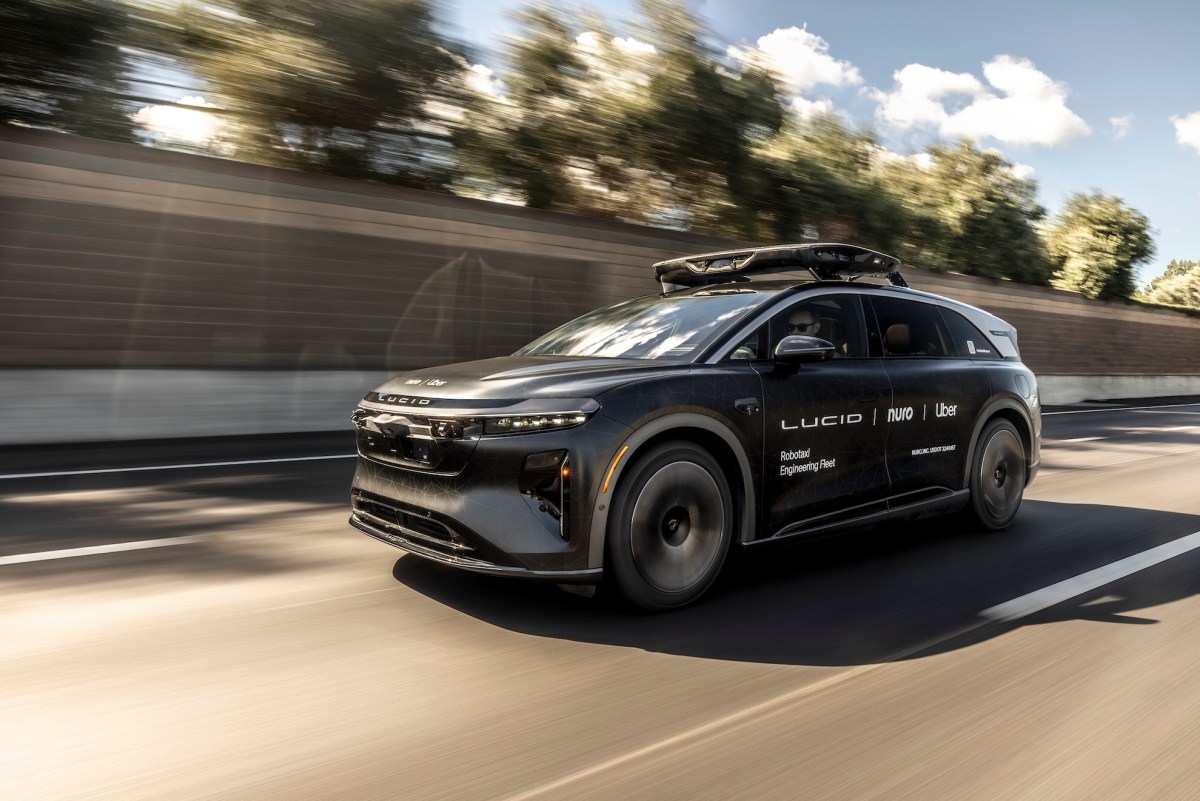 Dịch vụ robotaxi Lucid Motors - Nguồn ảnh: techcrunch.com