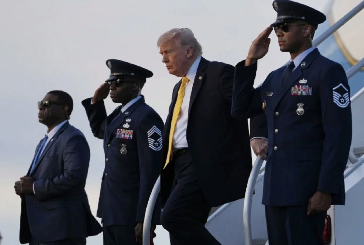 Quyền hạn chiến tranh của ông Donald Trump - Nguồn ảnh: vtcnews.vn