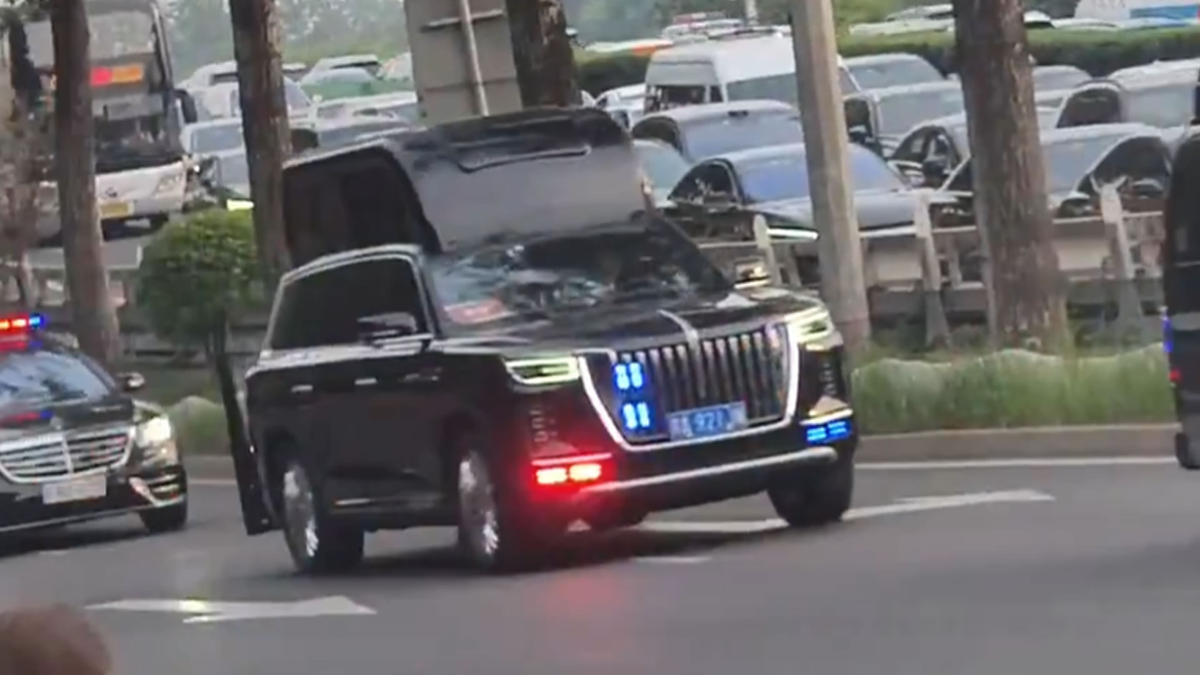 Đoàn xe ông Trump và chiếc SUV bí ẩn mang công nghệ tác chiến điện tử - Nguồn ảnh: vtcnews.vn