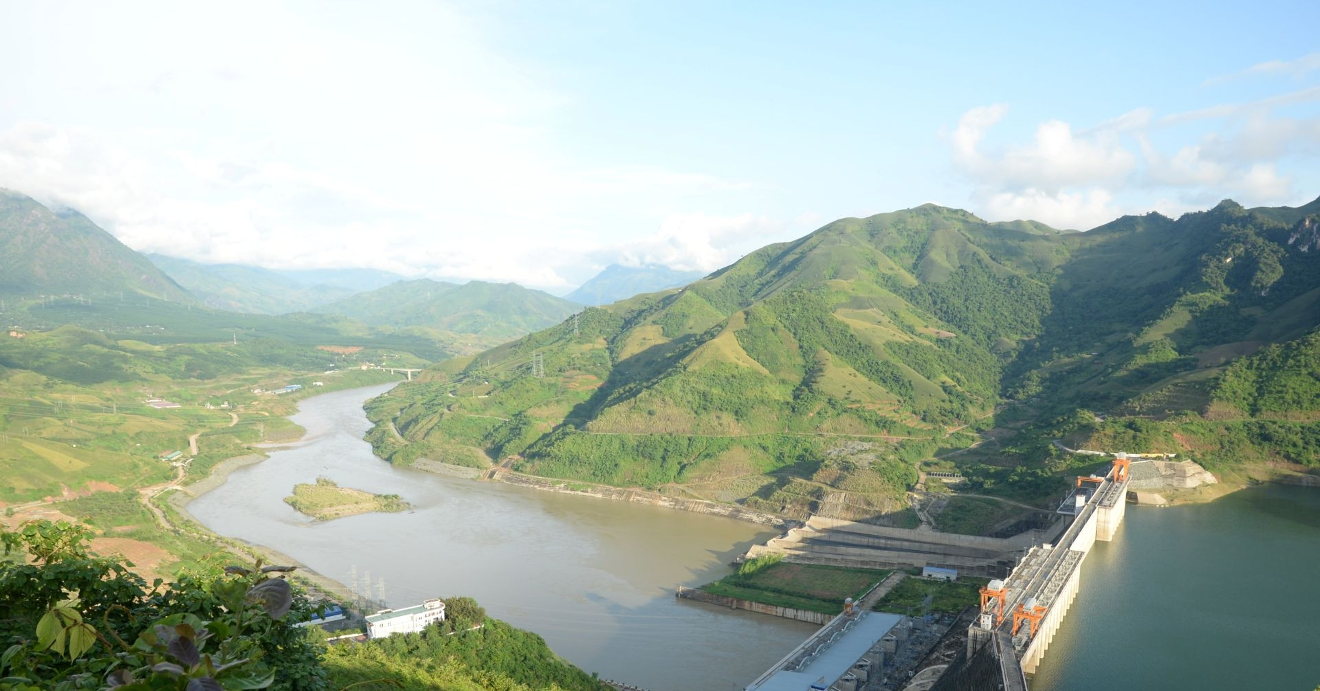 Ngân hàng VDB - Hành trình 20 năm kiến tạo động lực tăng trưởng - Nguồn ảnh: vietnamnet.vn